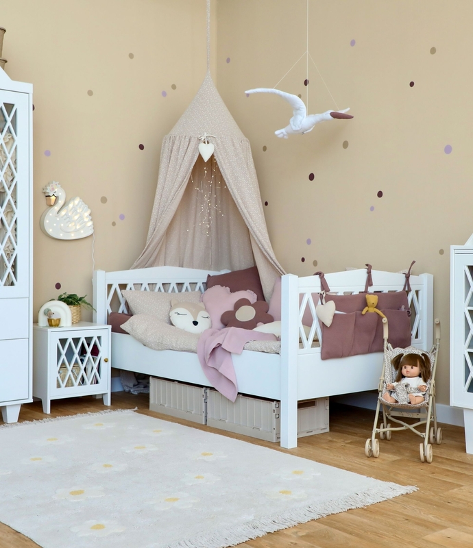 Kinderzimmer für Mädchen in Lila, Mauve &amp; Beige