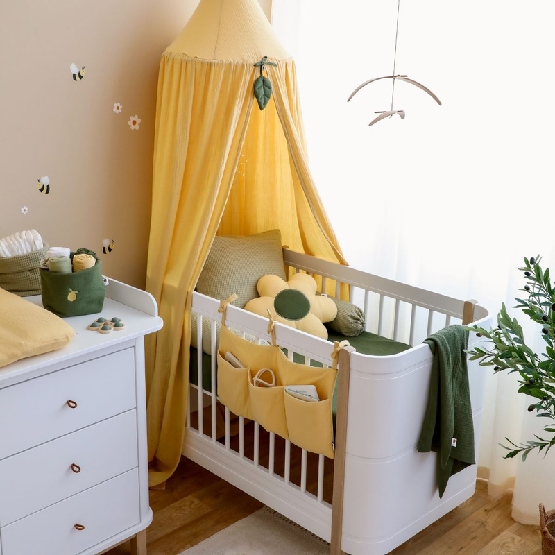 Babyzimmer mit Bienen &amp; Zitronen in Gelb &amp; Grün